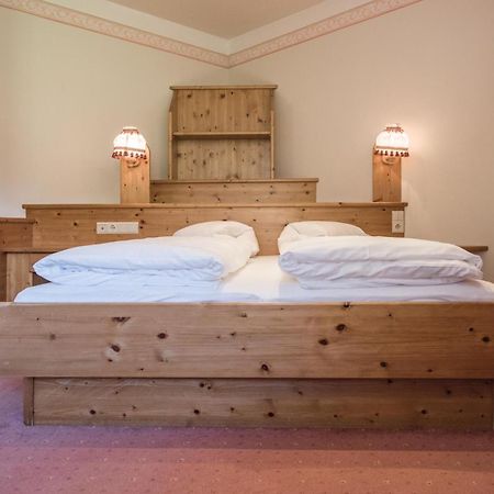 Hotel Edelweiss Braies  Luaran gambar