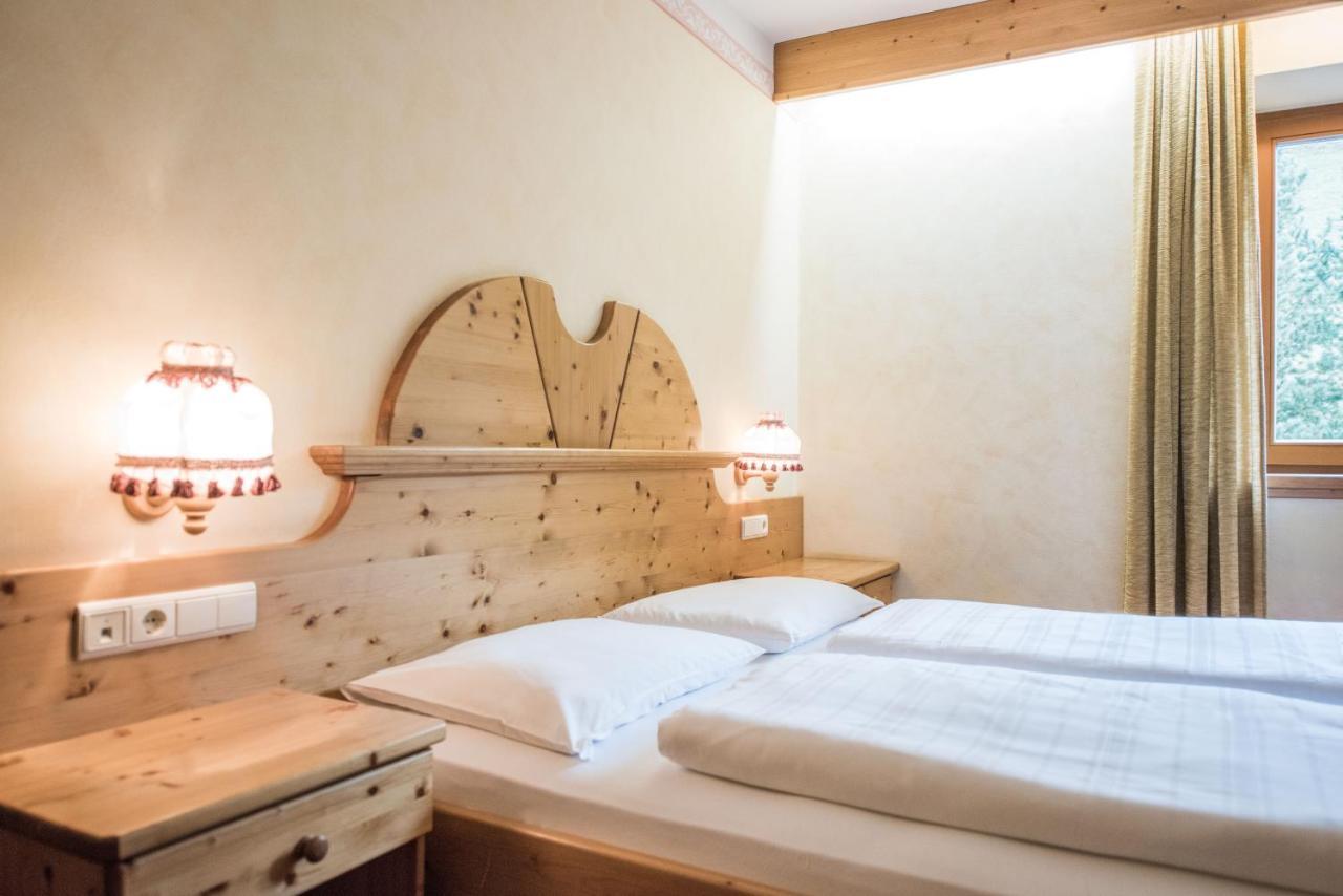 Hotel Edelweiss Braies  Luaran gambar