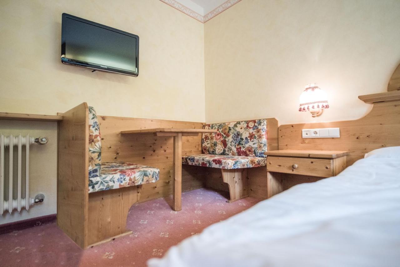 Hotel Edelweiss Braies  Luaran gambar