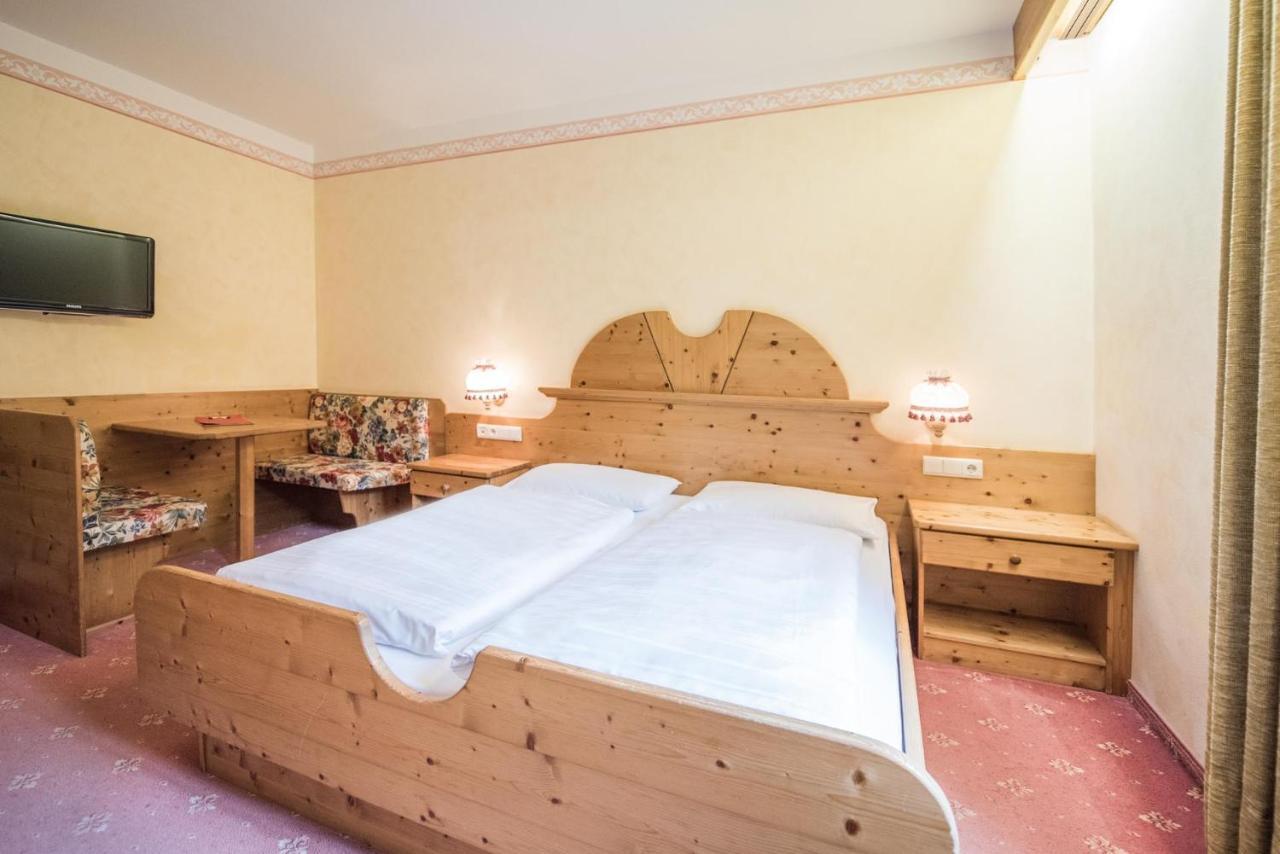 Hotel Edelweiss Braies  Luaran gambar